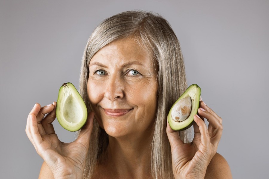 Alimentazion anziani: avocado si o no?