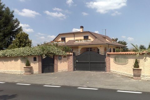 Villa delle Rose - Casa di Riposo